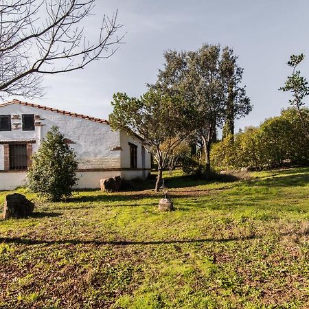 El Pueblo De Leo Badajós Exterior foto