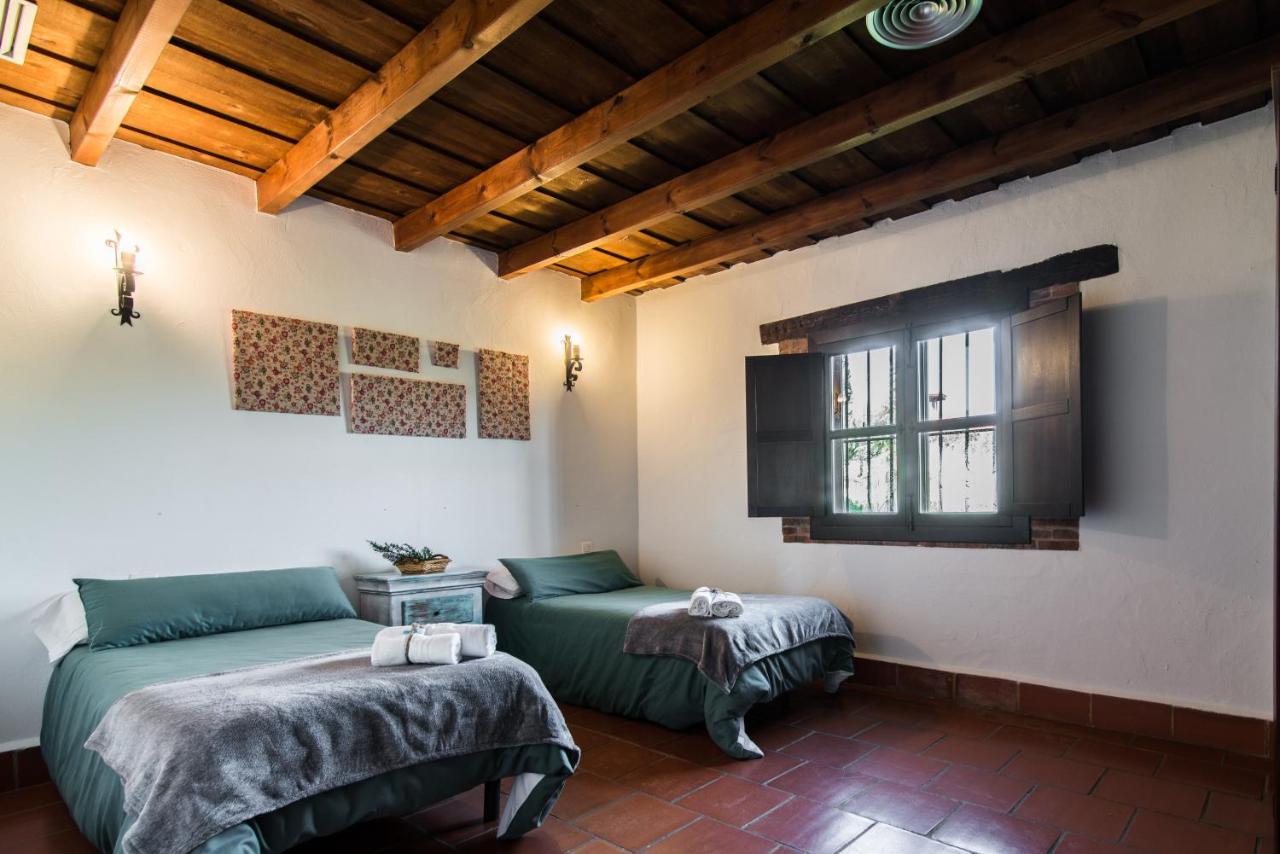 El Pueblo De Leo Badajós Exterior foto