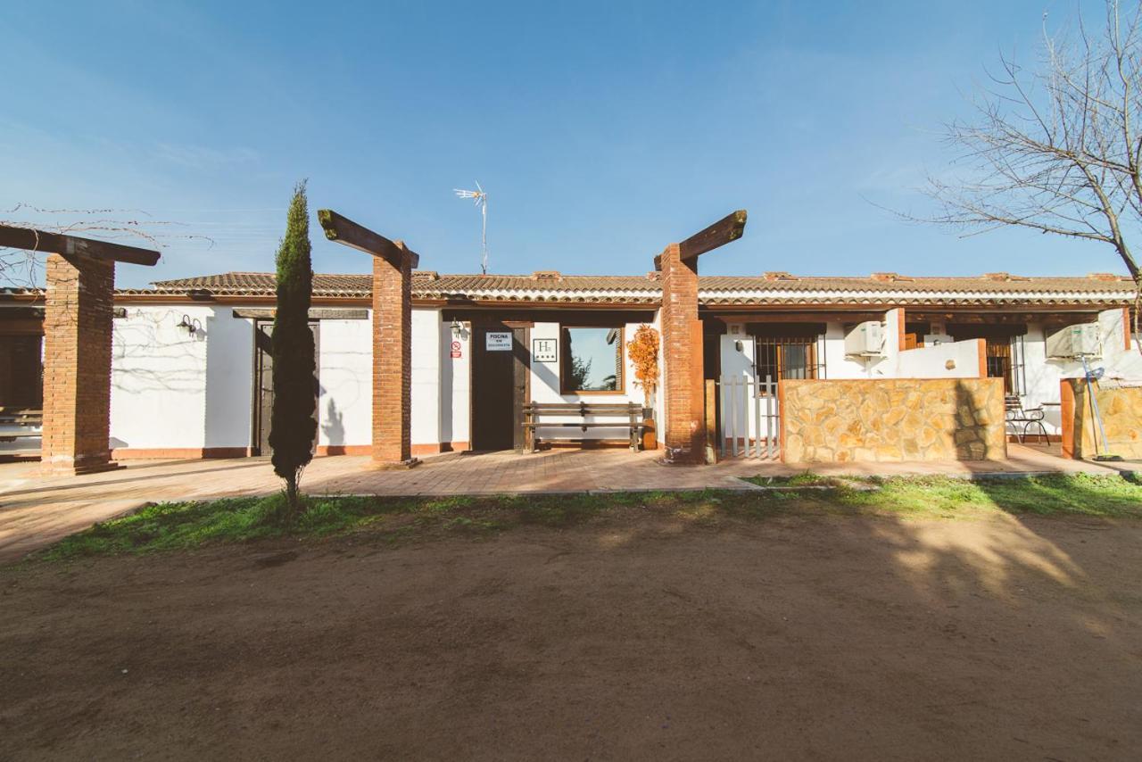 El Pueblo De Leo Badajós Exterior foto